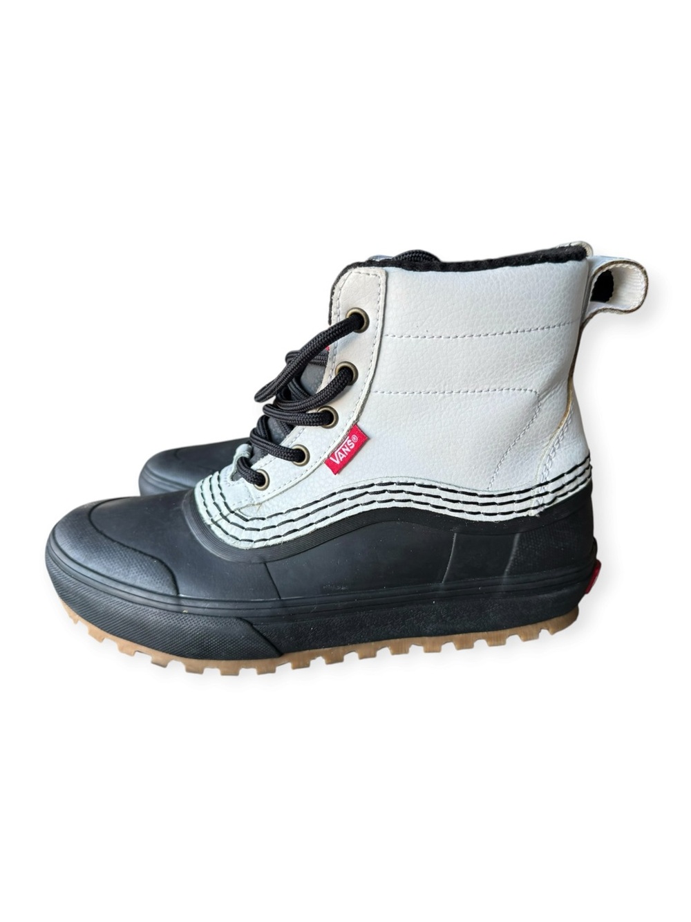 Vans Standard MTE Snow Boots, Women’s size 7.5